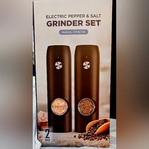 Electric Pepper & Salt Grider Set